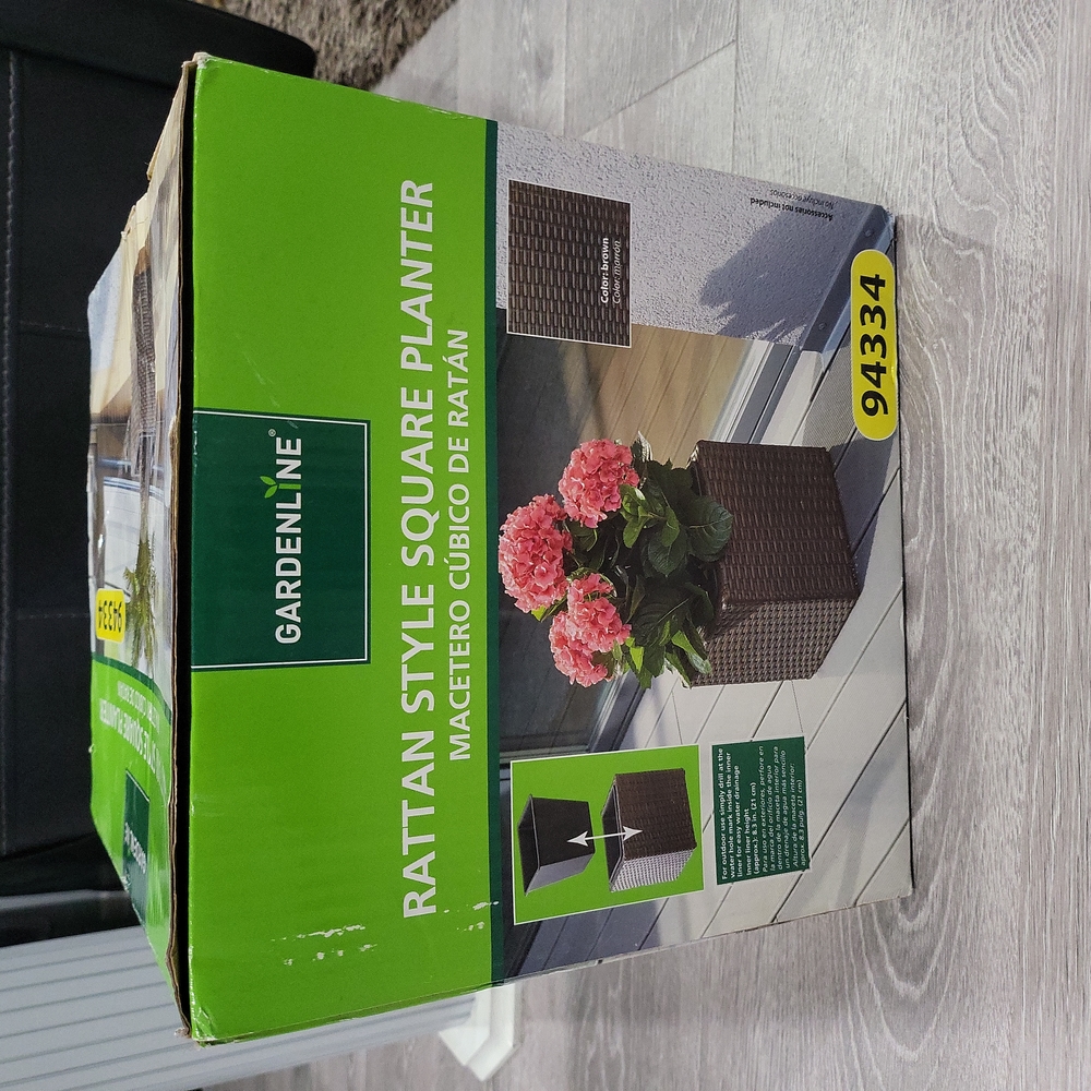 Square Planter Box - Picture 7 of 7